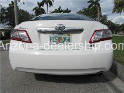 2011 Toyota Camry LOADED NAVI/REAR CAMERA NON SMOKER full