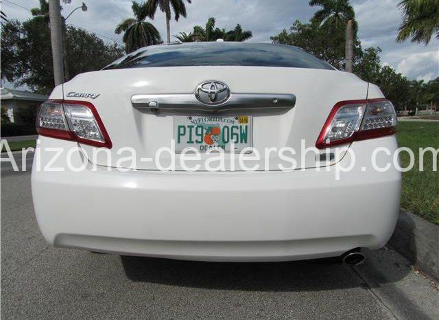 2011 Toyota Camry LOADED NAVI/REAR CAMERA NON SMOKER full