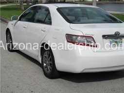 2011 Toyota Camry LOADED NAVI/REAR CAMERA NON SMOKER full