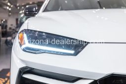 2020 Lamborghini Urus full