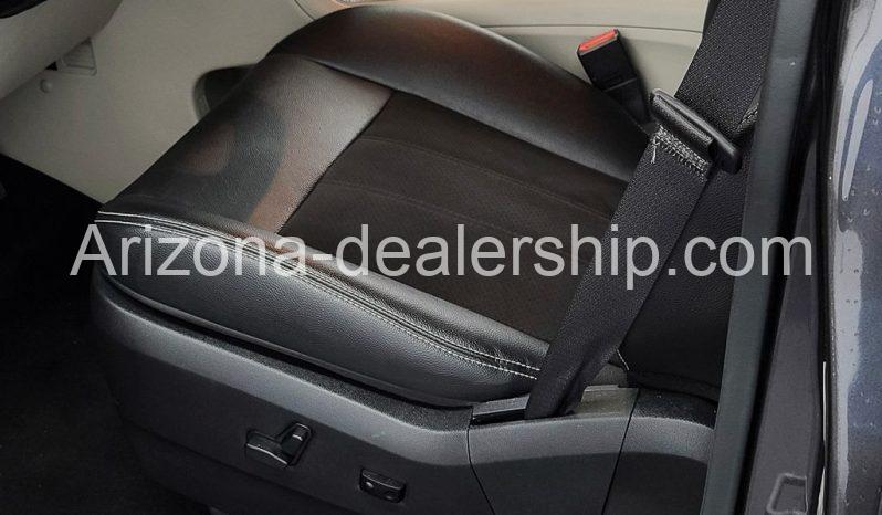 2020 Dodge Grand Caravan SXT full