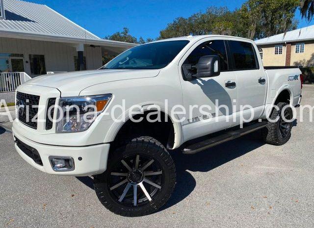 2019 Nissan Titan PRO-4X CREWCAB 4X4 full