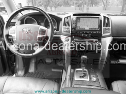 2015 Toyota Land Cruiser full