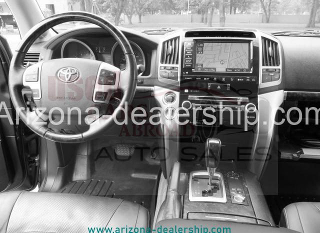 2015 Toyota Land Cruiser full