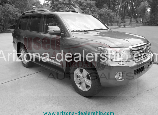 2015 Toyota Land Cruiser full