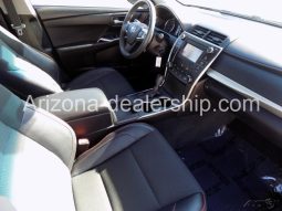 2017 Toyota Camry SE Auto full