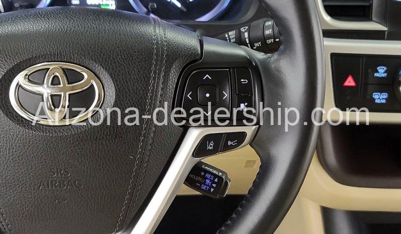 2019 Toyota Highlander XLE full