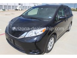 2015 Toyota Sienna LE 8-PASSENGER full