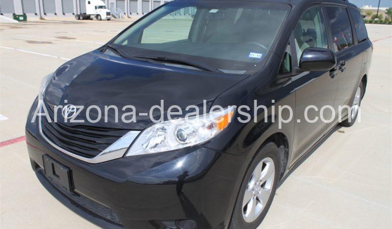 2015 Toyota Sienna LE 8-PASSENGER full