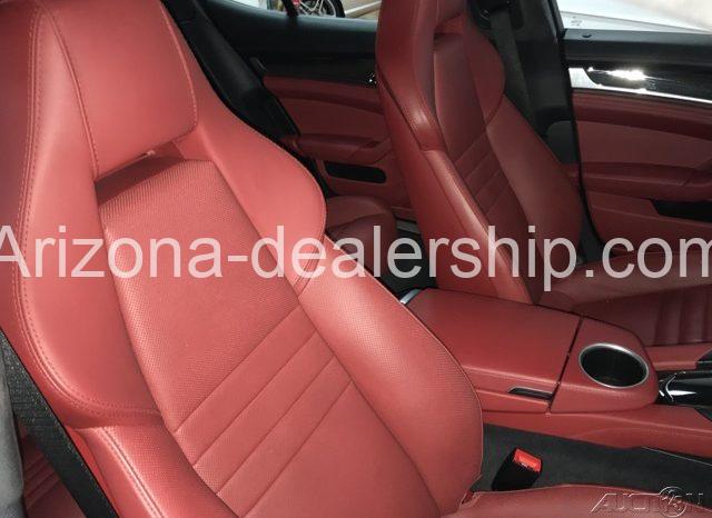 2015 Porsche Panamera GTS full