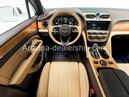 2023 Bentley Bentayga V8 full