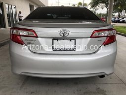 2013 Toyota Camry SE full