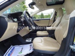 2015 Tesla Model S 85D Sedan 4-Door Auto Pilot full