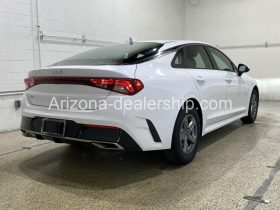 2022 Kia K5 LXS 10