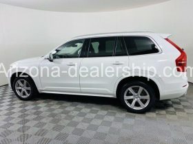 2020 Volvo XC90 T6 Momentum