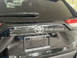 2021 Toyota RAV4 XLE Premium full