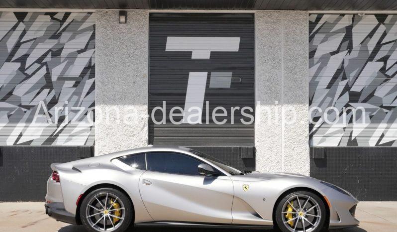 2019 Ferrari 812 Superfast full