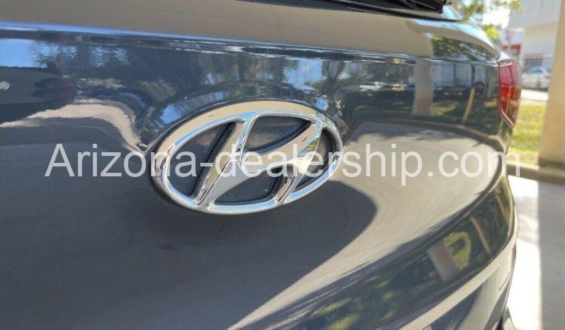 2020 Hyundai Tucson SE full