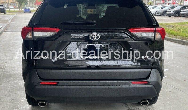 2021 Toyota RAV4 XLE Premium full