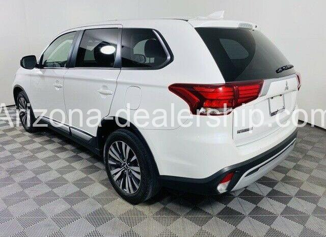 2019 Mitsubishi Outlander ES full