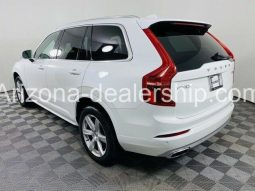 2020 Volvo XC90 T6 Momentum full