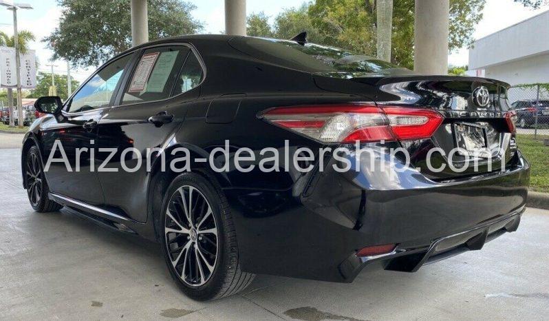 2019 Toyota Camry SE full