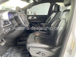 2020 Chrysler Pacifica Touring L Plus full