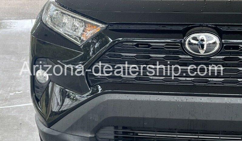 2021 Toyota RAV4 XLE Premium full