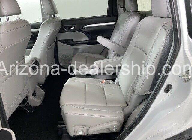 2019 Toyota Highlander XLE full