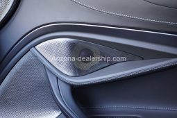 2019 McLaren 720S Luxury full