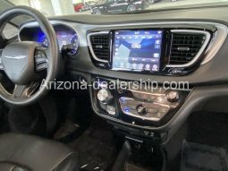 2020 Chrysler Pacifica Touring L Plus full