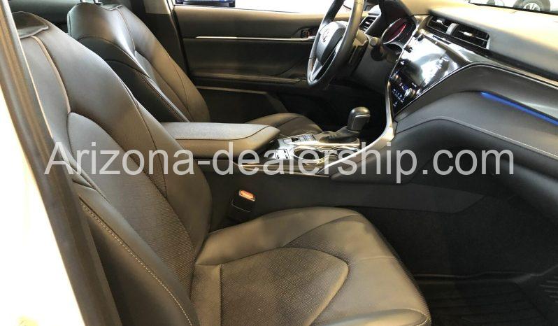 2020 Toyota Camry XSE full