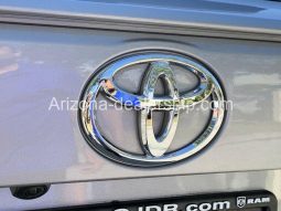 2019 Toyota RAV4 LE full