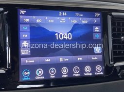 2020 Chrysler Pacifica Touring L Plus full