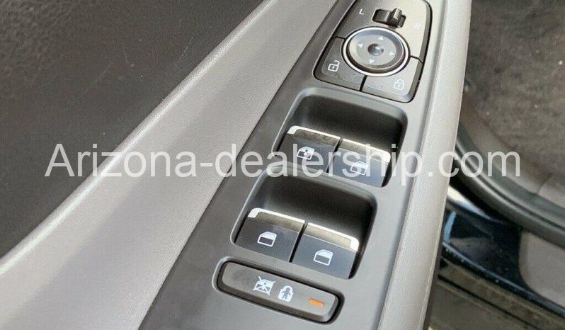 2019 Hyundai Santa Fe SE 2.4 full