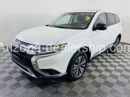 2019 Mitsubishi Outlander ES full