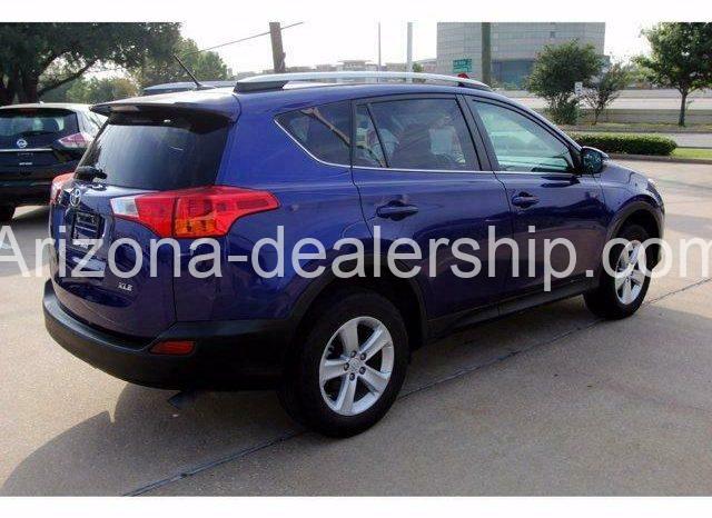 2014 Toyota RAV4 FWD 4dr XLE full