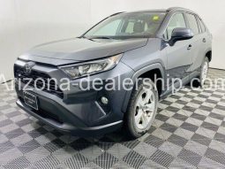 2020 Toyota RAV4 XLE full