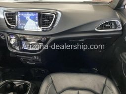 2020 Chrysler Pacifica Touring L Plus full