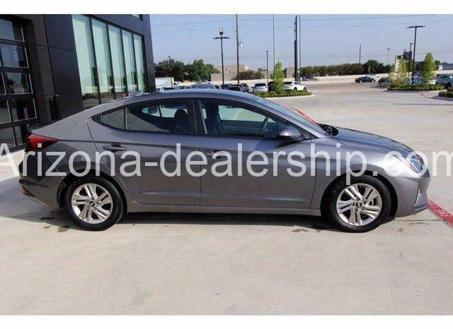 2019 Hyundai Elantra SEL full