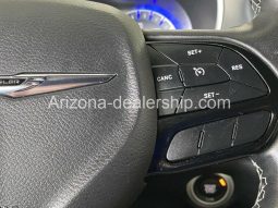 2020 Chrysler Pacifica Touring L Plus full