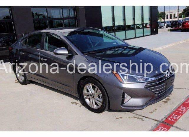 2019 Hyundai Elantra SEL full