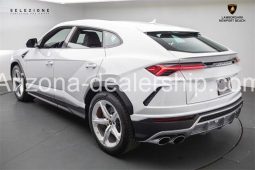 2022 Lamborghini Urus full