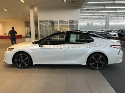 2020 Toyota Camry XSE full