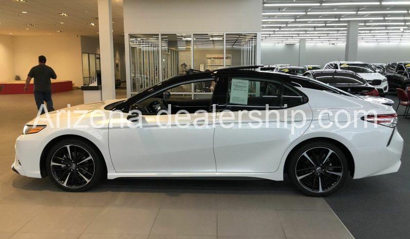 2020 Toyota Camry XSE full