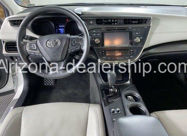 2016 Toyota Avalon Hybrid Limited full