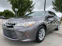 2017 Toyota Camry LE full