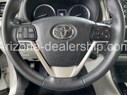 2019 Toyota Highlander XLE full