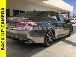 2019 Toyota Camry SE full