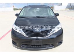 2015 Toyota Sienna LE 8-PASSENGER full